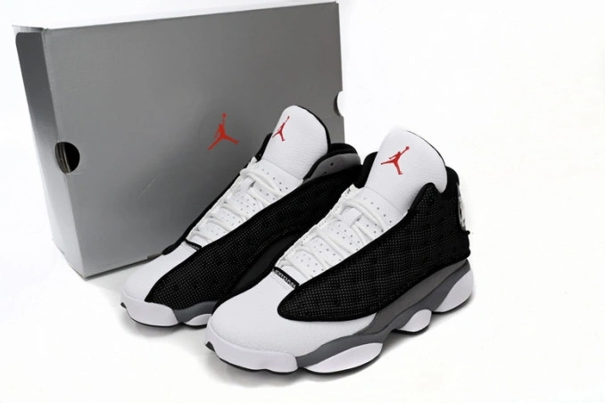 13 Retro Flint Black Jordan DJ5982-060 Air 0812